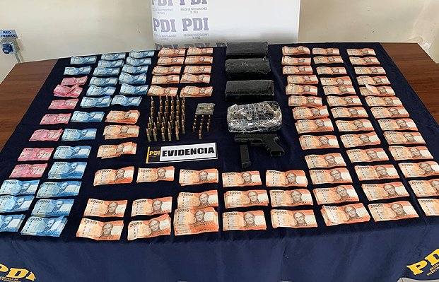 Detienen en Melipilla a chileno vinculado al Cartel Jalisco Nueva Generación: se le incautó una granada, armas y $12 millones