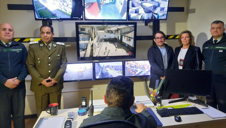 Inauguran nueva sala de circuito cerrado de televisión en la cárcel de San Antonio