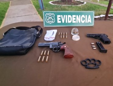 Carabineros detiene a cuatro sujetos que fueron sorprendidos portando armas en Reñaca