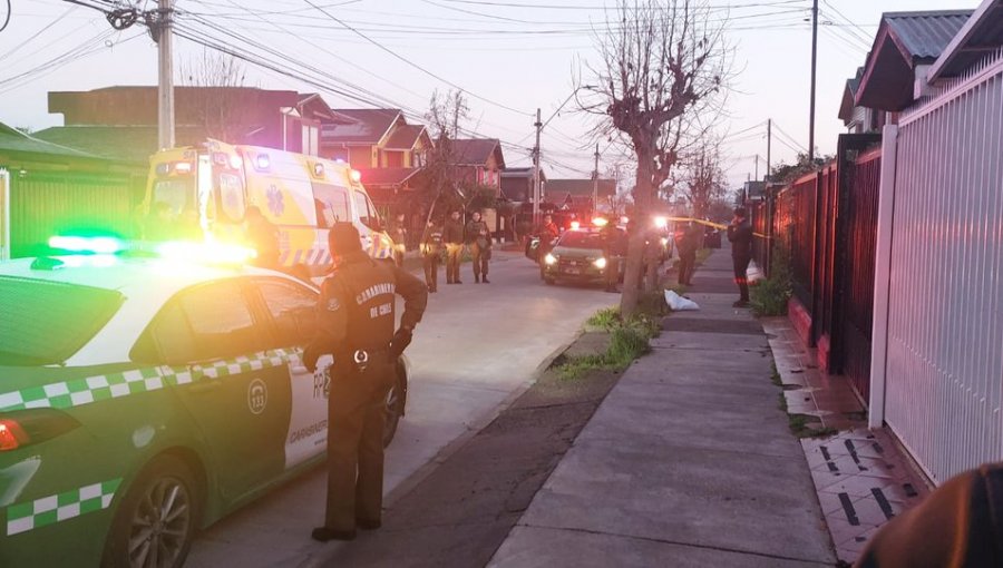 Carabinero baleó a delincuente que lo asaltó con subametralladora en Puente Alto