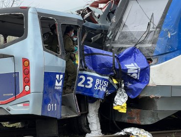Por operación de urgencia: Postergan formalización de conductor de microbús que colisionó con Biotren en San Pedro de La Paz