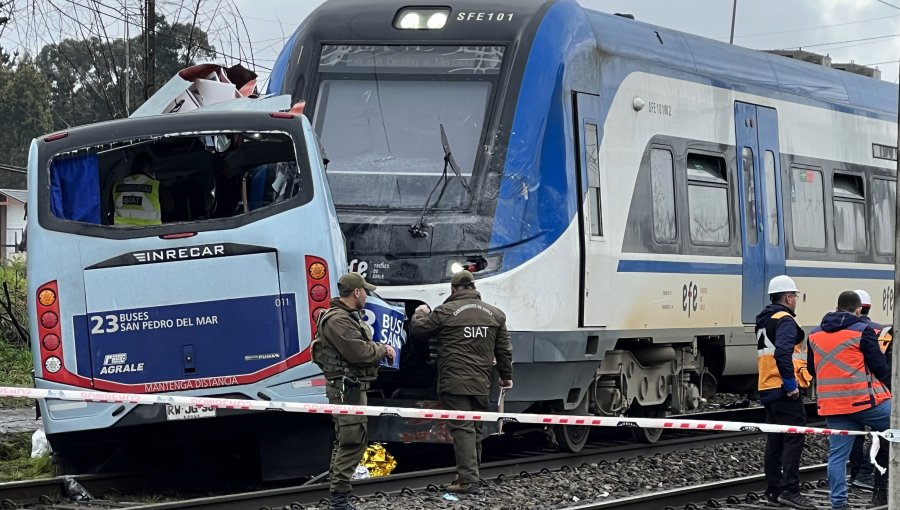 Aumentan a seis las víctimas fatales del accidente entre el Biotrén y un microbús en cruce ferroviario de San Pedro de la Paz