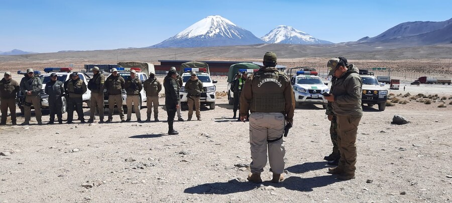 Carabineros y Policía Boliviana realizaron operativo contra robo de vehículos en las fronteras de Arica, Tarapacá y Antofagasta