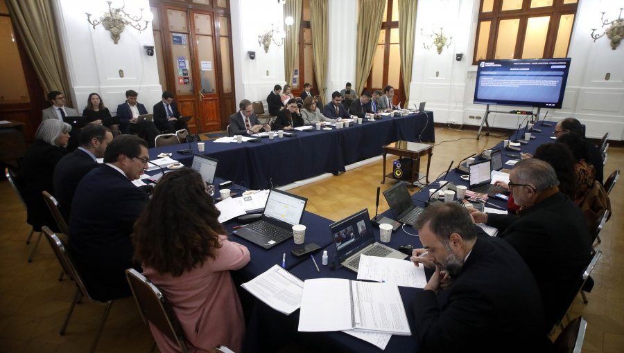 Comisiones del Consejo Constitucional continuarán votando las normas y enmiendas