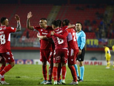 Ñublense respira más tranquilo tras vencer por la cuenta mínima a Everton en Chillán