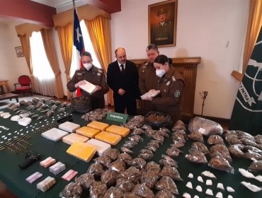 Incautan "ladrillos de cocaína" con sello típico del peligroso Cartel del Golfo en Talca