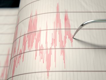 Experto revela las razones por las que el sismo de magnitud 6,4 en Tongoy se percibió con "movimiento ondulatorio"