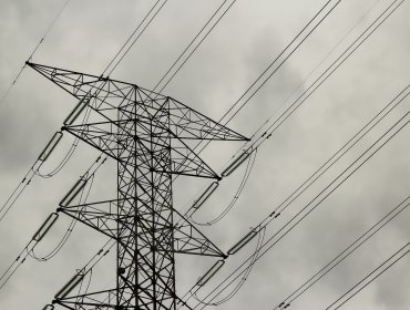 Formulan cargo grave a empresa a cargo del proyecto eléctrico que cruza cinco comunas de la V Región: obras siguen suspendidas