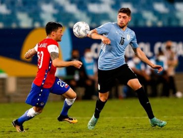 Chile debuta en las Clasificatorias rumbo al Mundial 2026 visitando a la Uruguay de Bielsa