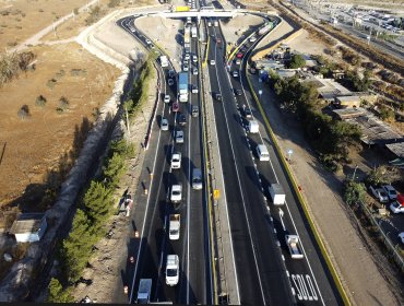 Proyectan que medio millón de vehículos dejarán la región Metropolitana en Fiestas Patrias