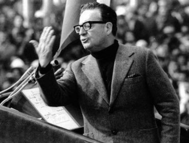 Municipio de Valparaíso reconocerá a Salvador Allende como Ciudadano Ilustre Póstumo: medida fue criticada por diputado Celis