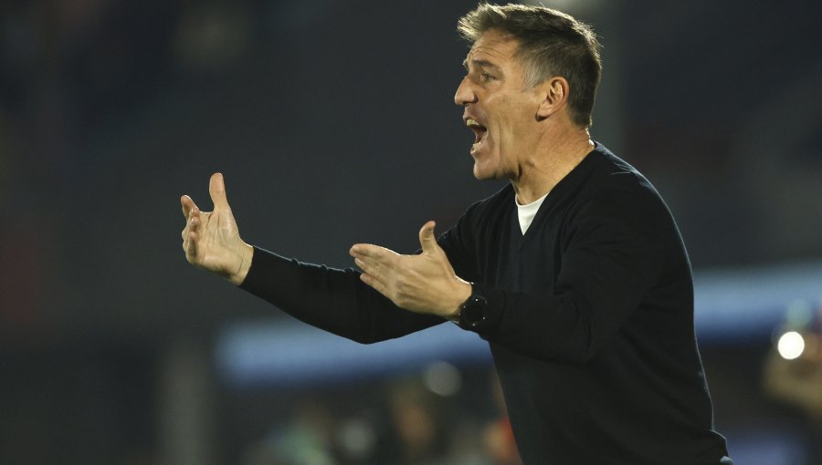 El análisis de Berizzo tras la caída de Chile: "Las pérdidas de balón ocasionaron los goles de Uruguay"