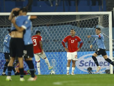 Un irregular Chile cayó contra el contundente Uruguay de Bielsa en debut por Clasificatorias