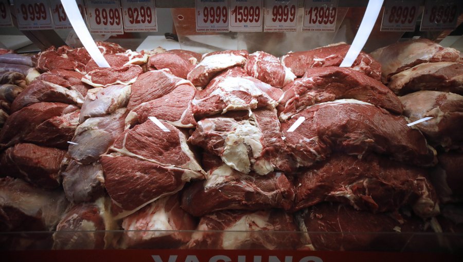 Gobierno descarta alza de precios de carnes en Fiestas Patrias y afirma que camiones cruzaron la frontera tras cierre de Los Libertadores