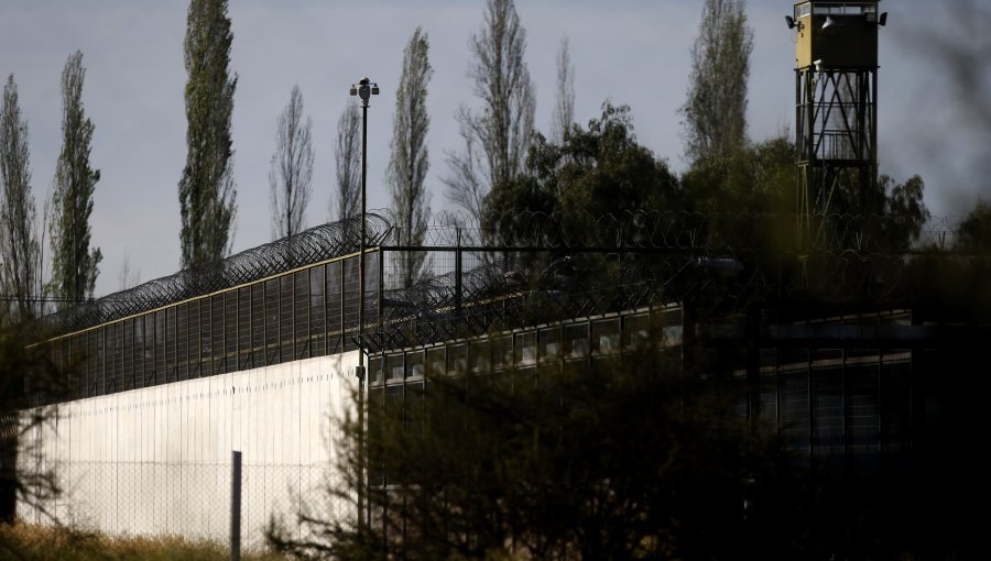 Detienen a exoficial de Carabineros por violaciones a DD.HH. durante el golpe: ordenaron su ingreso a Punta Peuco