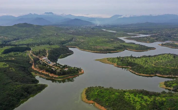 Ministra de Obras Públicas confirma que capacidad del embalse Los Aromos permitirá asegurar el agua potable para el Gran Valparaíso