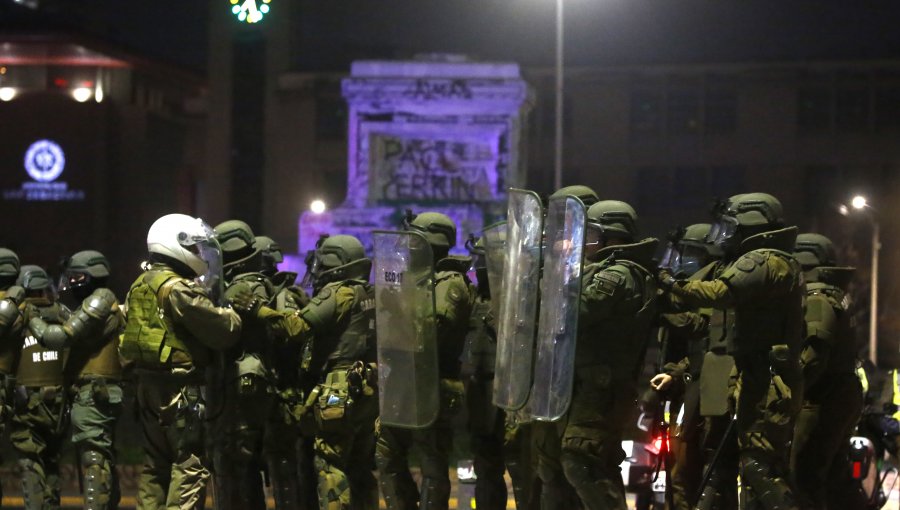 Juzgado anula cargos formulados por Contraloría a generales de Carabineros por el estallido social