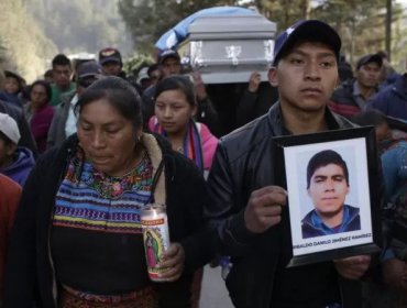 Declaran culpables a 11 policías de "fusilar y carbonizar" a 17 migrantes en el norte de México