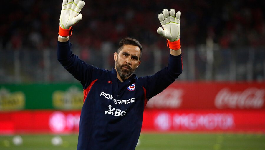 Claudio Bravo fue convocado para debut de Real Betis en Europa League 2023-24