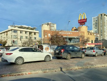 McDonald's de Reñaca y Viña del Mar en la mira: inician ofensiva contra el servicio de AutoMac y el caos vial que origina