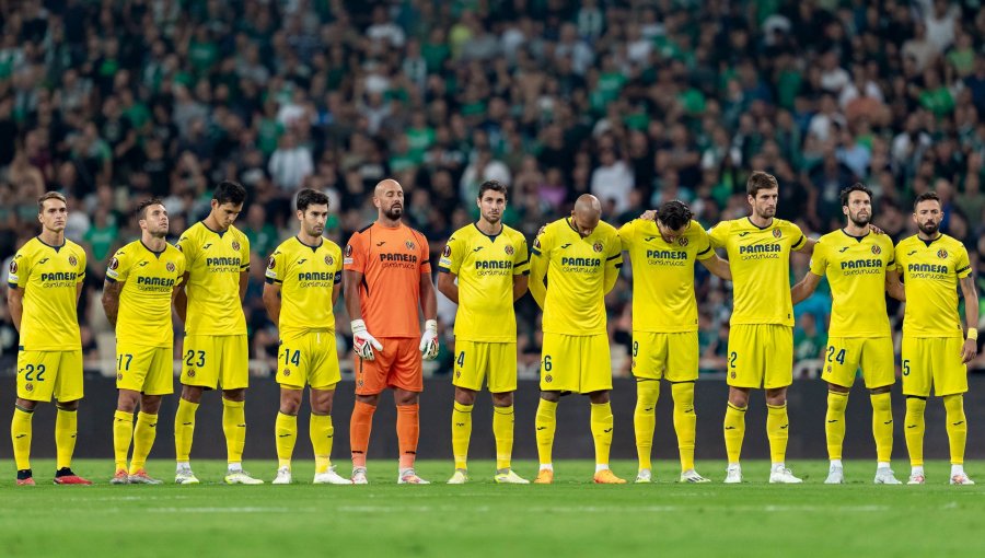 Ben Brereton fue titular en amarga derrota del Villarreal en el debut por la Europa League