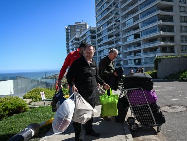 Protocolo que permita a vecinos de edificios afectados por socavones en Reñaca retirar sus pertenencias espera luz verde de la Delegación