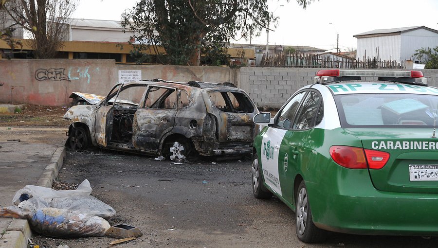 Carabineros investiga vehículo que fue encontrado completamente calcinado en Tirúa