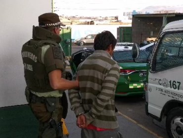 Vehículo que había sido robado en Maipú es recuperado por Carabineros en La Pintana