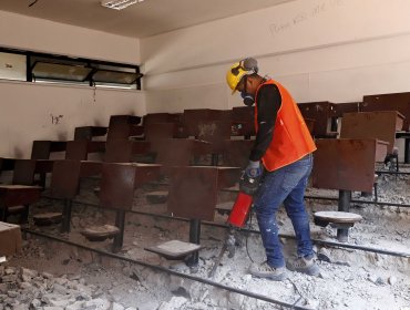 Comienza modernización en Instituto Nacional: Renovación de mobiliario implica una inversión de mil millones de pesos