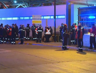 83 trabajadores debieron ser evacuados por emergencia química en planta de jugos de Renca