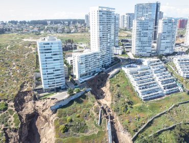 Residentes de edificios evacuados por socavones en Viña del Mar podrán retirar sus enseres desde la próxima semana