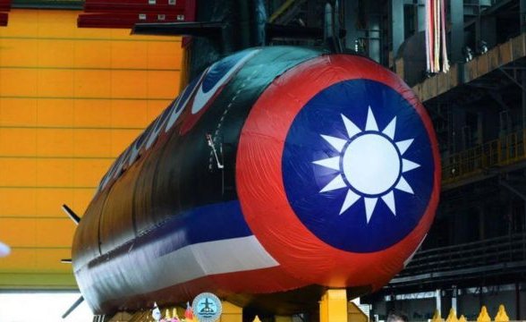 Haikun: Taiwán presentó su primer submarino de fabricación nacional con el que pretende defenderse de China