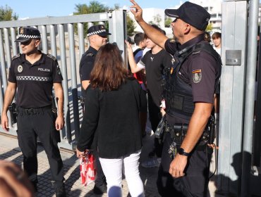 Menor de 14 años hirió con un arma blanca a tres profesores y dos alumnos en instituto de España