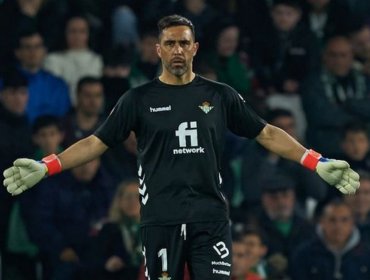 Prensa española llenó de elogios a Claudio Bravo: "Decisivo, el mejor"