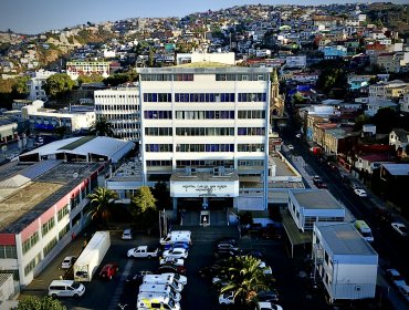 Grave crisis oncológica en la región de Valparaíso: déficit de médicos especialistas del cáncer llega al 70% en el Hospital Van Buren