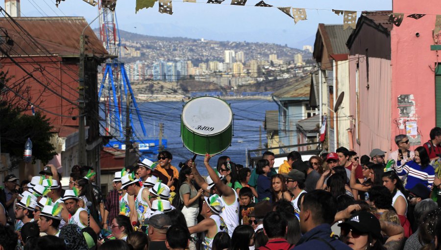 Así será el plan de contingencia que se activará en Valparaíso para recibir a las 30 mil personas que asistirán al carnaval Mil Tambores