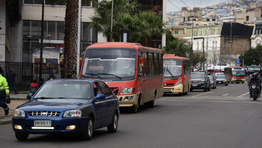 Organizaciones sociales de Valparaíso solicitan nuevo sistema de transporte público que garantice la seguridad de usuarios