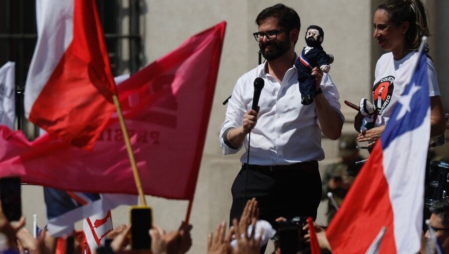 Presidente Boric por manifestación "autoconvocada": "No hay ni un peso público en esto"