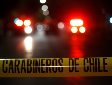 Mujer muere acribillada al interior de su vehículo en Colina