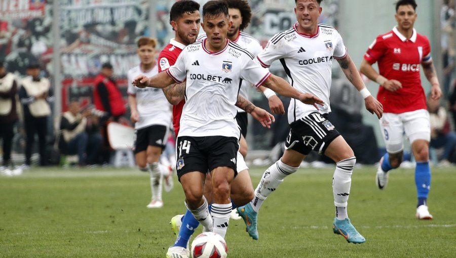 Colo Colo en los descuentos le da vuelta el partido a Universidad Católica y lo gana por 2 a 1