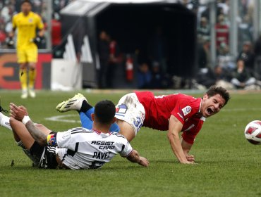 Liberan audios del VAR por penal reclamado por la UC en polémico partido ante Colo-Colo