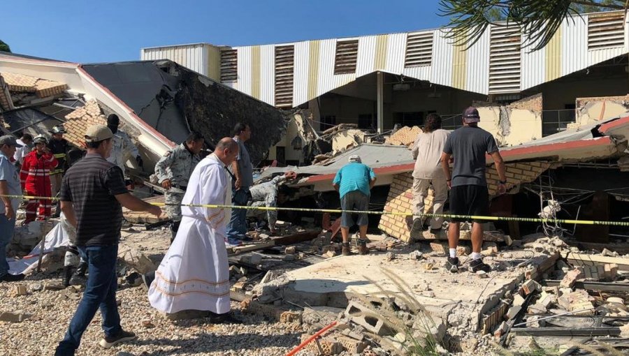 Derrumbe del techo de una iglesia en el norte de México deja 10 muertos y 60 heridos