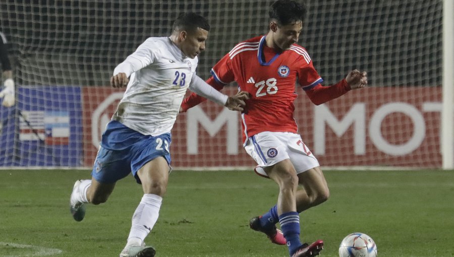 Javier Altamirano es la primera baja en la Roja para los partidos ante Perú y Venezuela por Clasificatorias