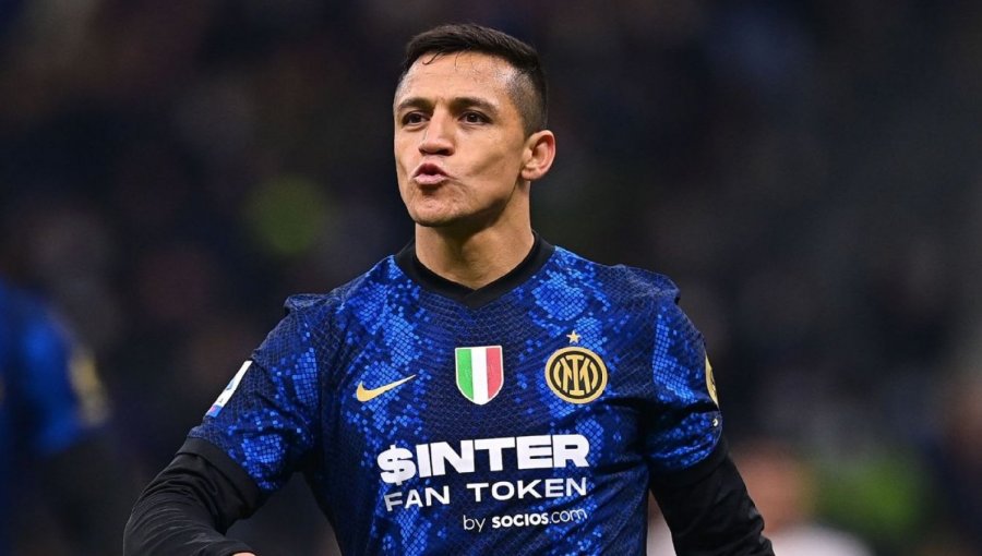 En Italia destacaron el ingreso de Alexis en victoria del Inter ante Benfica en Champions