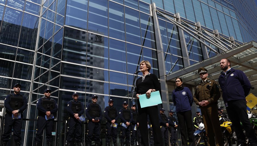 Providencia presenta equipo de seguridad con foco en sectores comerciales y turísticos de cara a Santiago 2023