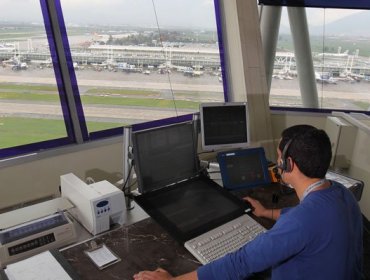 Controladores aéreos confirman movilización en todos los aeropuertos de Chile: advierten demoras de hasta tres horas