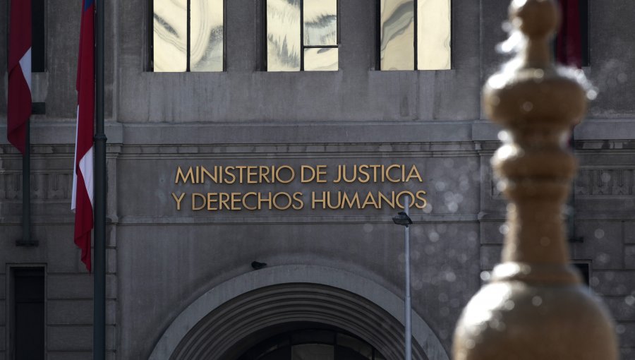 Encuentran restos óseos en una oficina del Programa de Derechos Humanos del Ministerio de Justicia