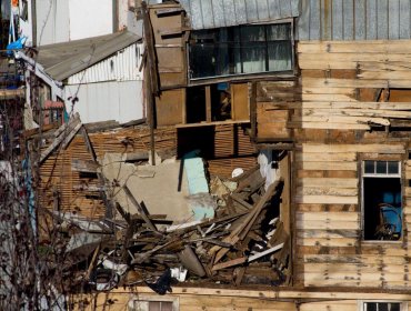 Aprueban contrato con empresa para la demolición y retiro de escombros de cerca de 30 viviendas en Valparaíso