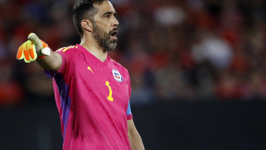 El crudo análisis de Claudio Bravo por presente del fútbol chileno: "Tenemos culpa en eso"