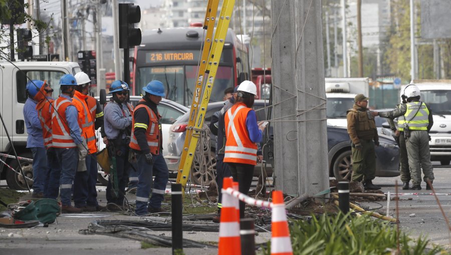 Tohá por caso de conductor de bus RED que drogado derribó postes: anunció que "legislación podría ser perfeccionada"